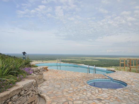 Katara Lodge - swimming pool